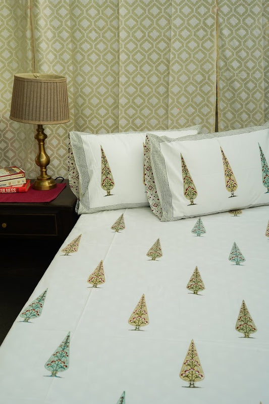 Sarv-o-Gul – The Pine and the Flower